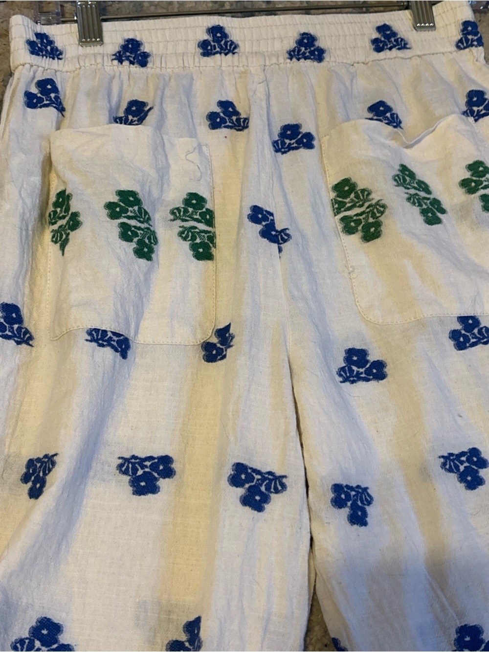 Zara Embroidered Cropped Pants – White Blue & Green Floral Print – Size Medium - Picture 6 of 9